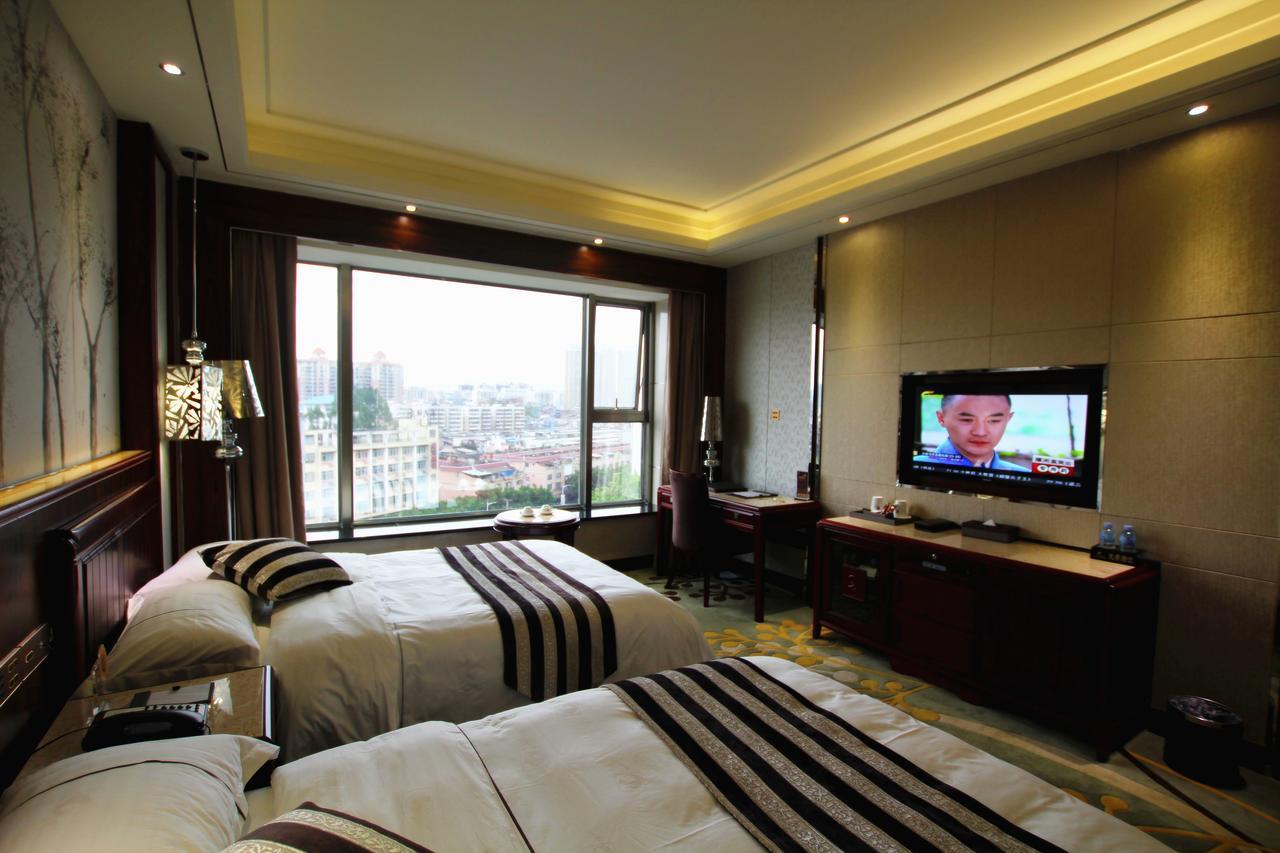 Jin Long Wan Hao Hotel Wuzhou Exteriör bild